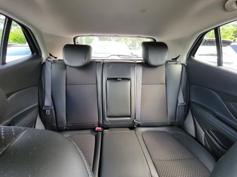 Used 2022 Buick Encore Preferred w/ Safety Package image 15