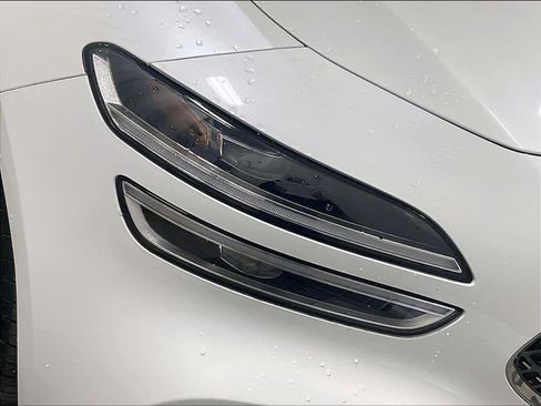 Used 2025 Genesis G70 3.3T Advanced image 32