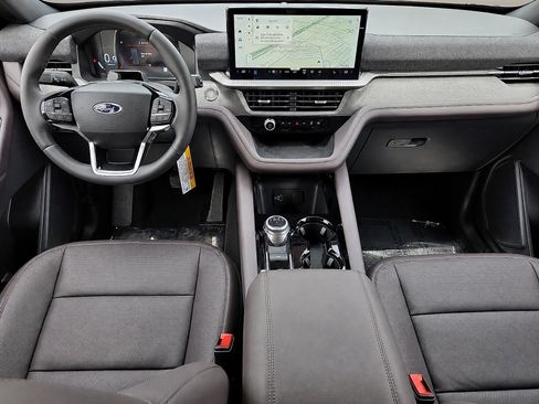 New 2026 Ford Explorer Platinum RWD image 15