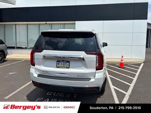 Used 2022 GMC Yukon XL SLT w/ SLT Premium Package AWD/4WD image 9