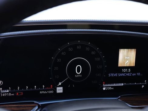 Used 2021 Cadillac Escalade ESV Luxury image 45