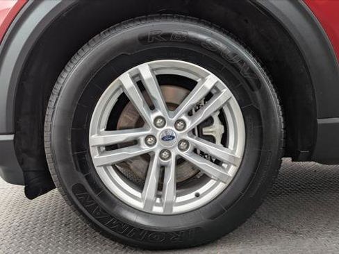 Used 2022 Ford Explorer XLT RWD image 30