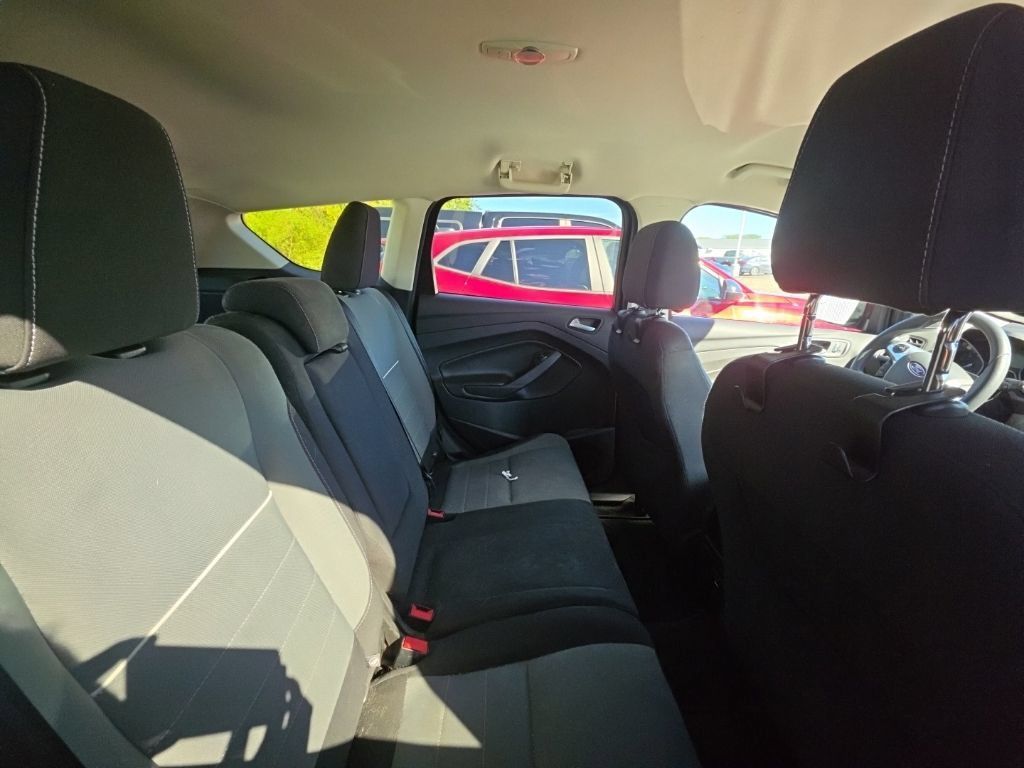 Used 2015 Ford Escape SE FWD image 5