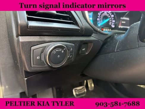 Used 2018 Ford Fusion Titanium FWD image 18