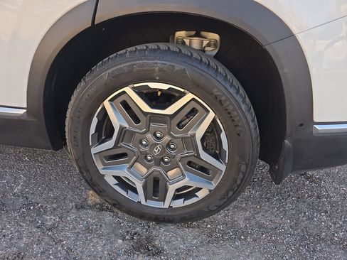 Used 2022 Hyundai Santa Fe Limited image 40