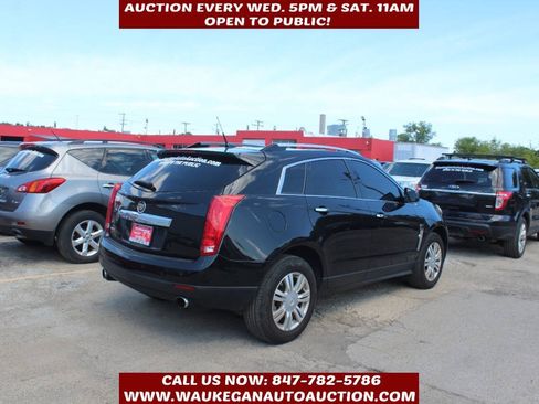 Used 2011 Cadillac SRX Luxury FWD image 3
