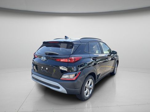 Used 2023 Hyundai Kona SEL w/ Cargo Package AWD/4WD image 4