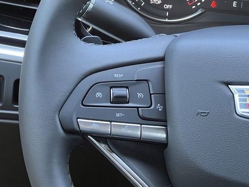 New 2025 Cadillac XT6 Luxury image 12