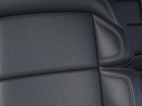 New 2026 Lincoln Navigator Reserve AWD/4WD image 16