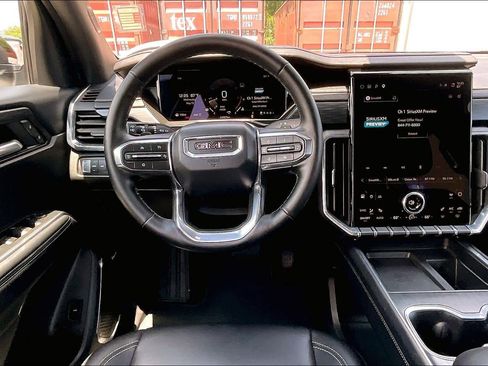 Used 2026 GMC Acadia Elevation w/ Elevation Premium Package AWD/4WD image 6