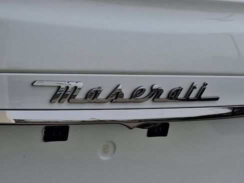 Used 2021 Maserati Ghibli Trofeo RWD image 31