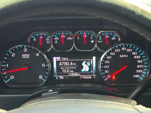 Used 2015 Chevrolet Silverado 2500 LT AWD/4WD image 11