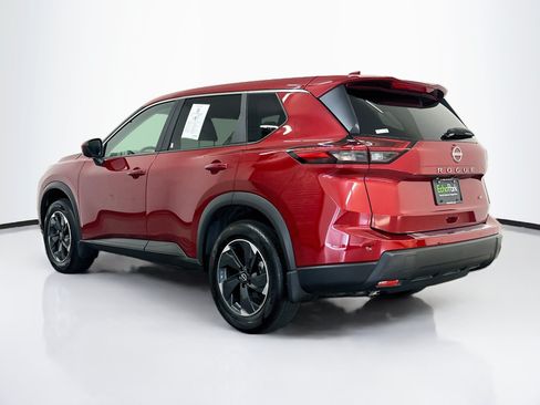Used 2025 Nissan Rogue SV AWD/4WD image 5