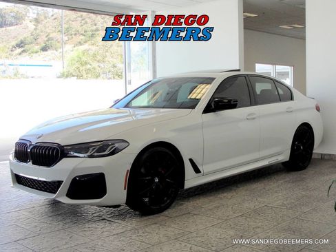 Used 2022 BMW 540i w/ M Sport Package image 24