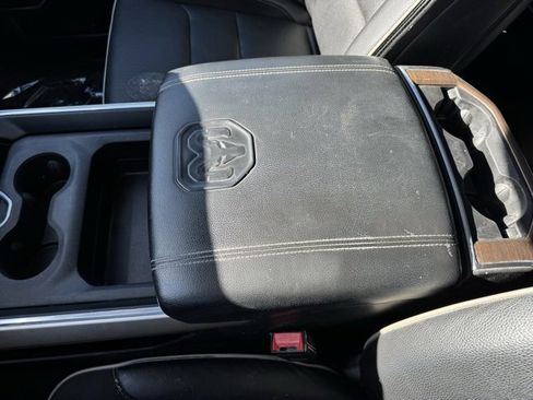 Used 2022 RAM 1500 Laramie image 17