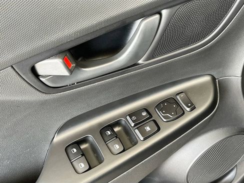 Used 2023 Hyundai Kona SEL w/ Cargo Package image 18