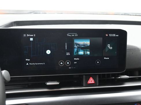Used 2026 Kia Carnival FWD image 15