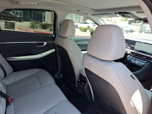 New 2026 Hyundai Sonata Limited FWD image 8