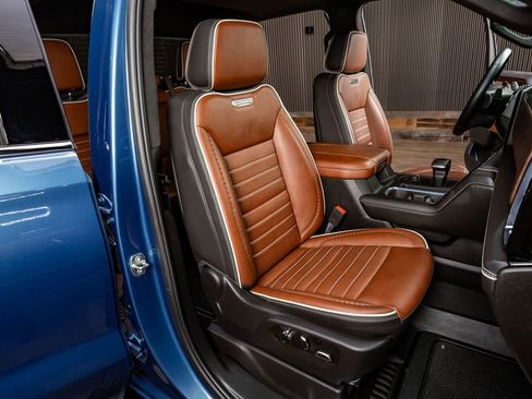 Used 2025 GMC Sierra 1500 Denali Ultimate image 31