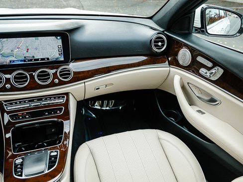 Certified 2023 Mercedes-Benz E 450 4MATIC Sedan image 15