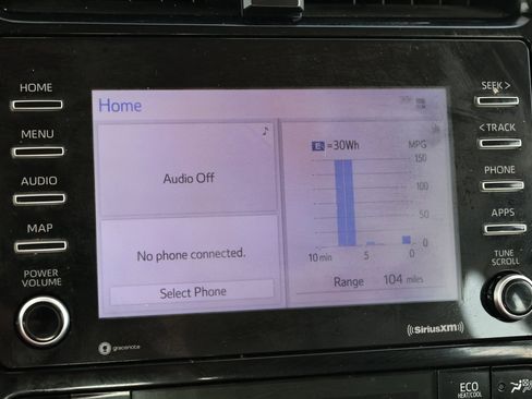 Used 2022 Toyota Prius L Eco image 19