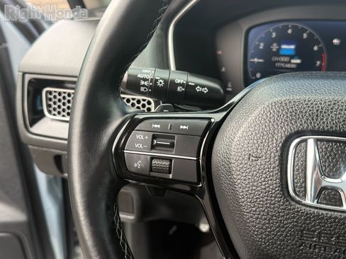 Used 2023 Honda Civic Touring image 16