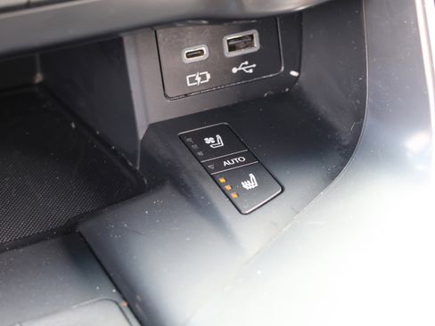 Used 2023 Lexus LX 600 F Sport image 30