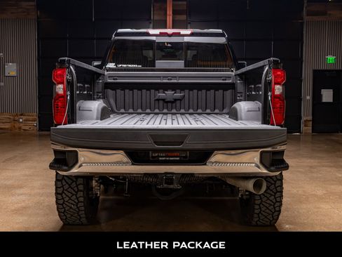 Used 2025 Chevrolet Silverado 2500 LT w/ Safety Package image 9