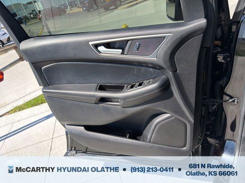 Used 2017 Ford Edge SEL w/ Equipment Group 201A FWD image 31