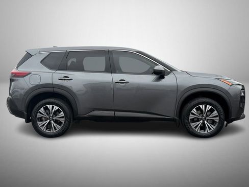 Used 2021 Nissan Rogue SV image 5