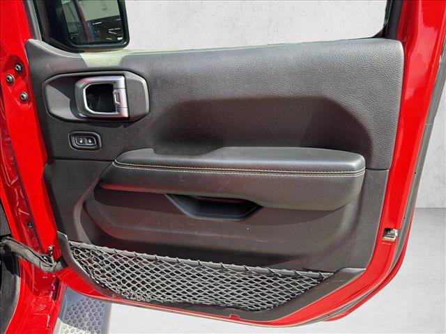 Used 2019 Jeep Wrangler Unlimited Sahara AWD/4WD image 24