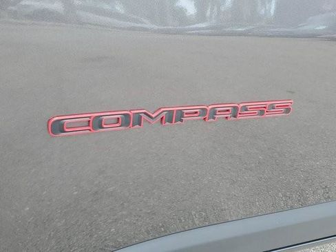 Used 2024 Jeep Compass Trailhawk AWD/4WD image 10