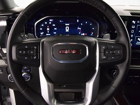 Used 2024 GMC Sierra 1500 Elevation image 20