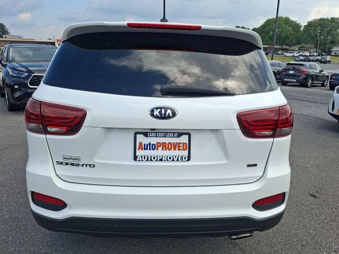 Used 2020 Kia Sorento LX AWD/4WD image 5