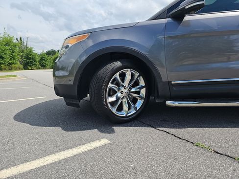 Used 2014 Ford Explorer Limited w/ Equipment Group 302A FWD image 32