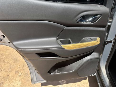 Used 2019 GMC Acadia Denali w/ Technology Package image 26