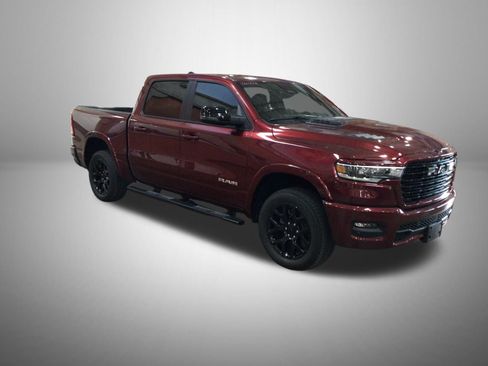 Used 2025 RAM 1500 Laramie w/ Sport Appearance Package AWD/4WD image 4
