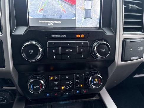 Used 2020 Ford F250 Lariat image 29