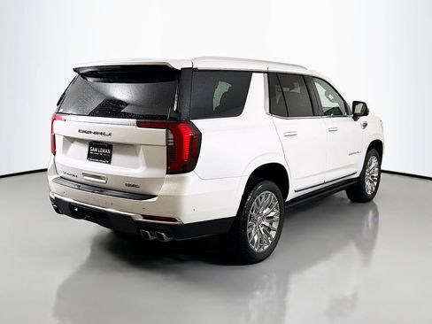 Used 2025 GMC Yukon Denali w/ Sun & Power Step Package AWD/4WD image 7