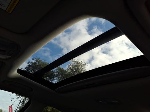 Certified 2023 Hyundai Kona SEL w/ Convenience Package image 13