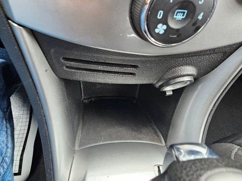 Used 2015 Chevrolet Trax LT image 40