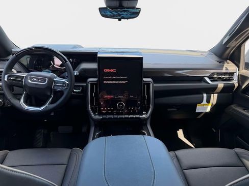 New 2026 GMC Yukon Elevation image 16