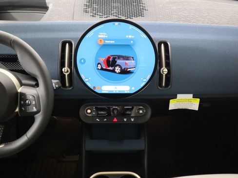 Used 2026 MINI Cooper Countryman S w/ Comfort Package Max image 14