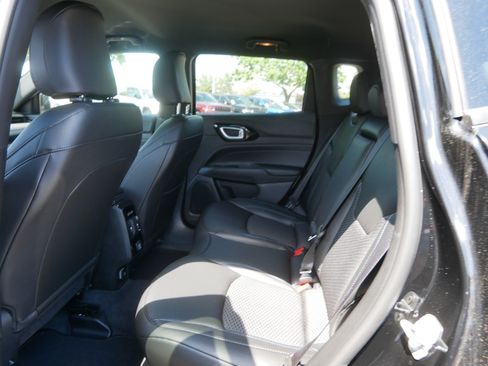 New 2026 Jeep Compass Latitude AWD/4WD image 6