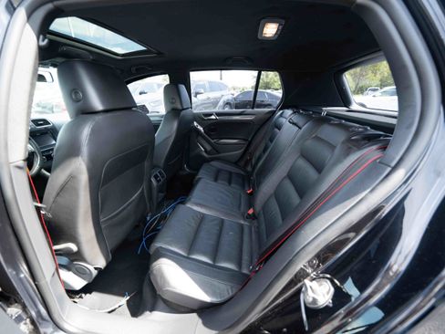 Used 2014 Volkswagen GTI Driver's Edition FWD image 23