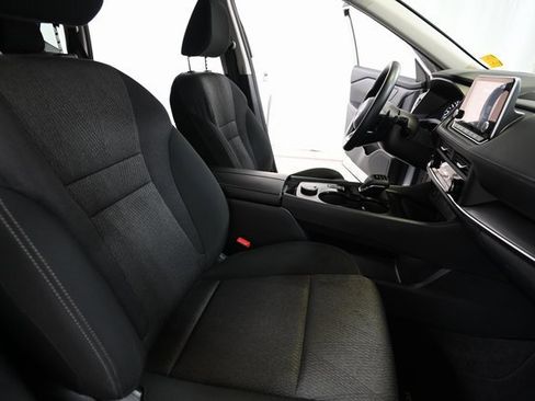 Used 2024 Nissan Rogue SV image 25