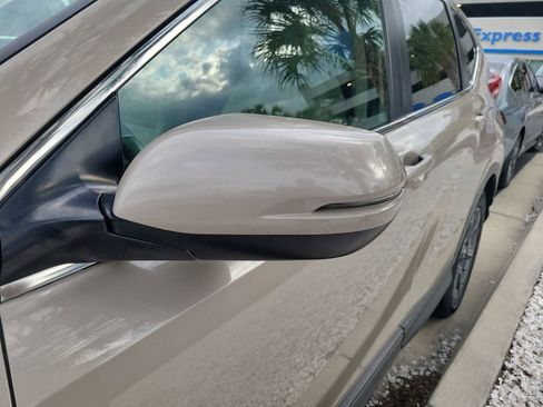 Used 2017 Honda CR-V EX-L image 5
