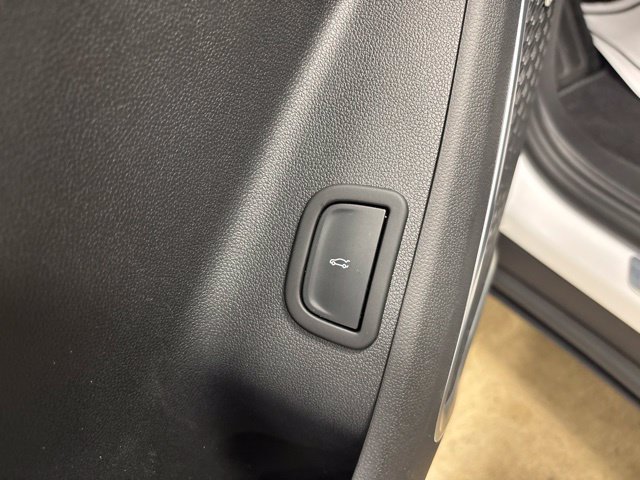 Used 2026 Buick Enclave Preferred FWD image 34