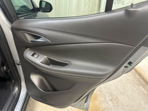 Used 2024 Buick Encore GX Preferred AWD/4WD image 29
