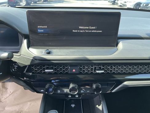 Used 2024 Honda Accord Touring image 13